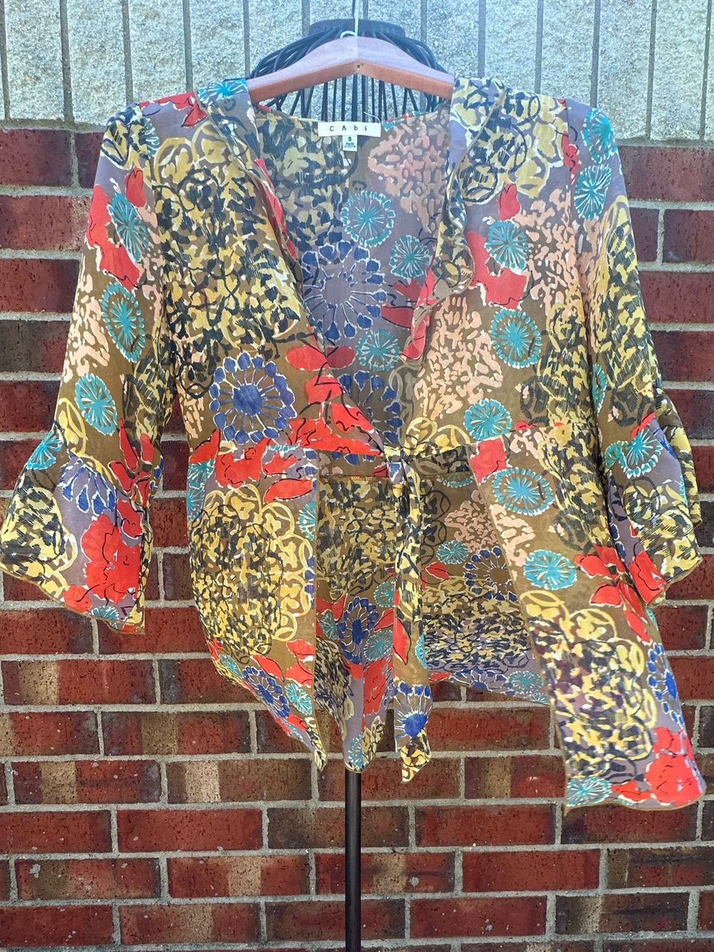 CAbi Floral Tie-Front Blouse Ruffled Sheer Resort Swimsuit Cover-Up Cardigan Top
